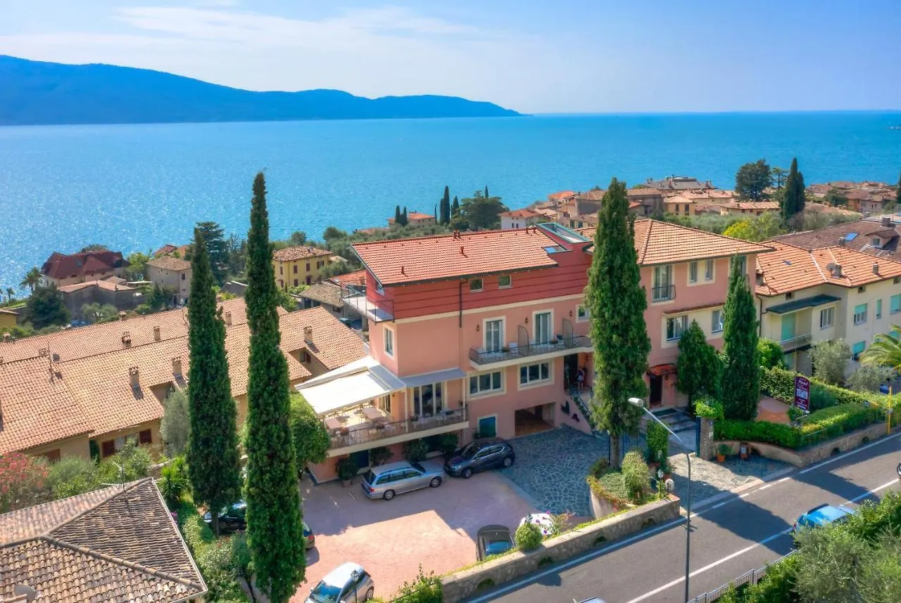 Hotel Villa Europa Gargnano 3*,  Italy